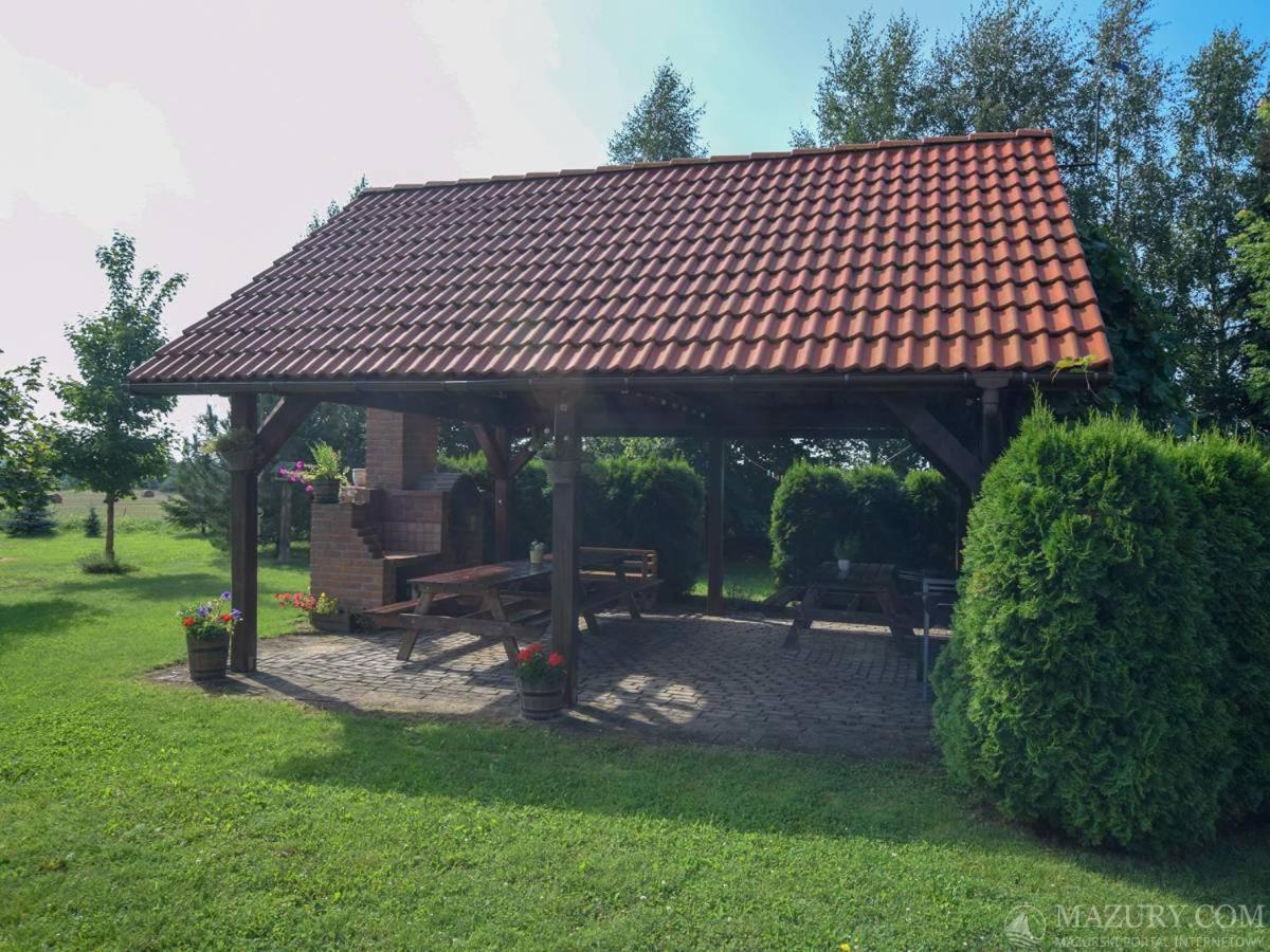 Mietkie Pole Villa Luaran gambar